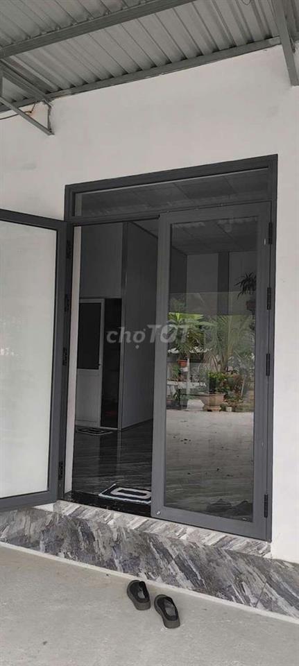 Bán Nhà cấp 4 giá rẻ 1ty2 đường uyên hưng 55