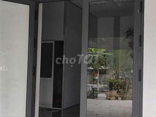 Bán Nhà cấp 4 giá rẻ 1ty2 đường uyên hưng 55