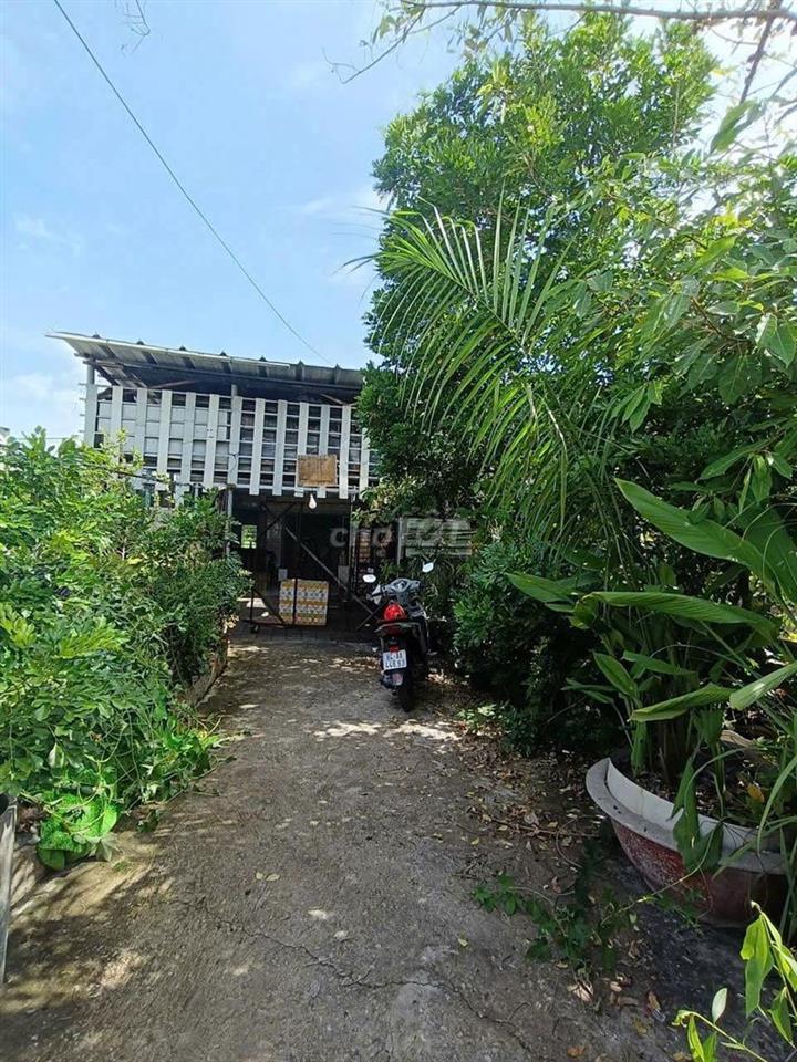 Nhà Chánh Nghĩa - Đường Bùi Quốc Khánh