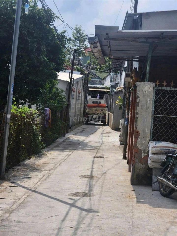 Nhà Chánh Nghĩa - Đường Bùi Quốc Khánh
