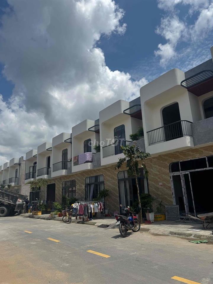 BÁN CĂN NHÀ PHỐ 1 TRỆT 1 LẦU GIÁ TRẢ TRƯỚC 750 TRIỆU