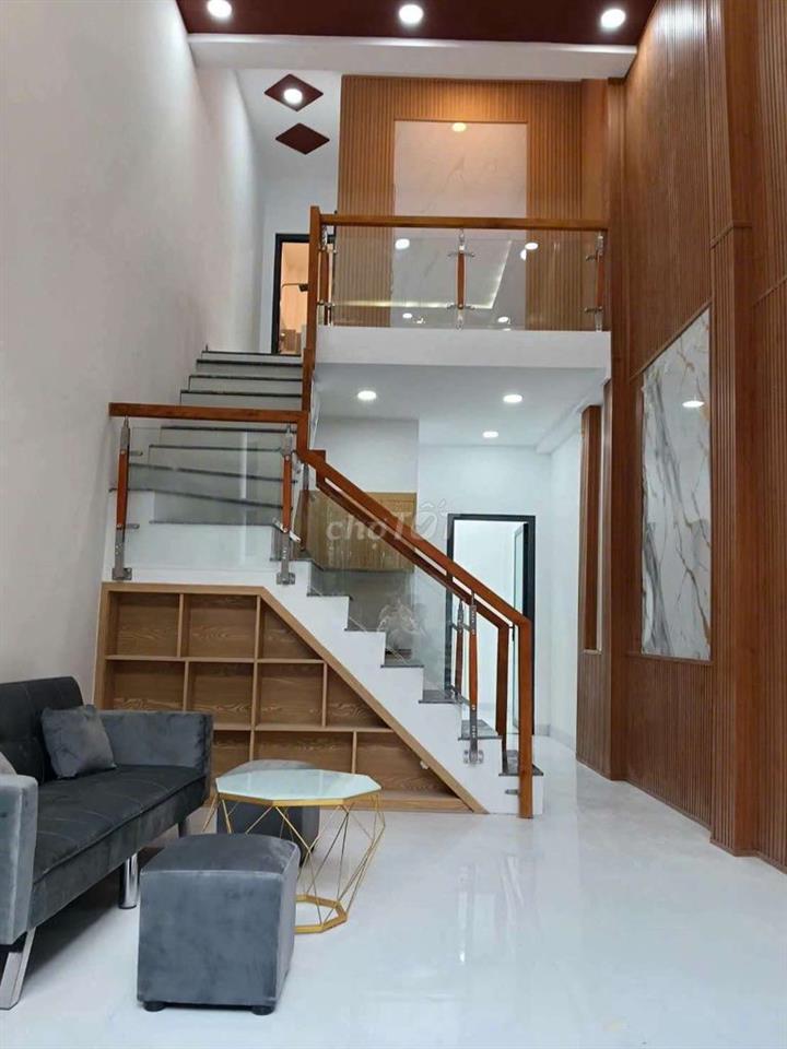 Bán nhà sc 40 m 2 pn  Nguyễn thị chạy tp Dĩ an 