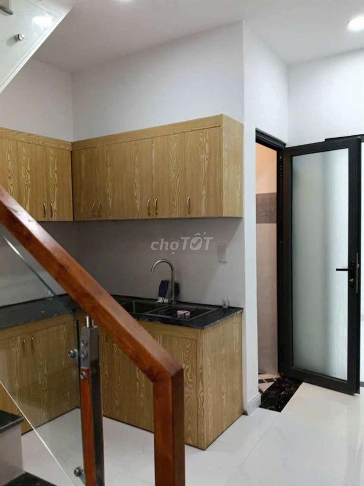 Bán nhà sc 40 m 2 pn  Nguyễn thị chạy tp Dĩ an 