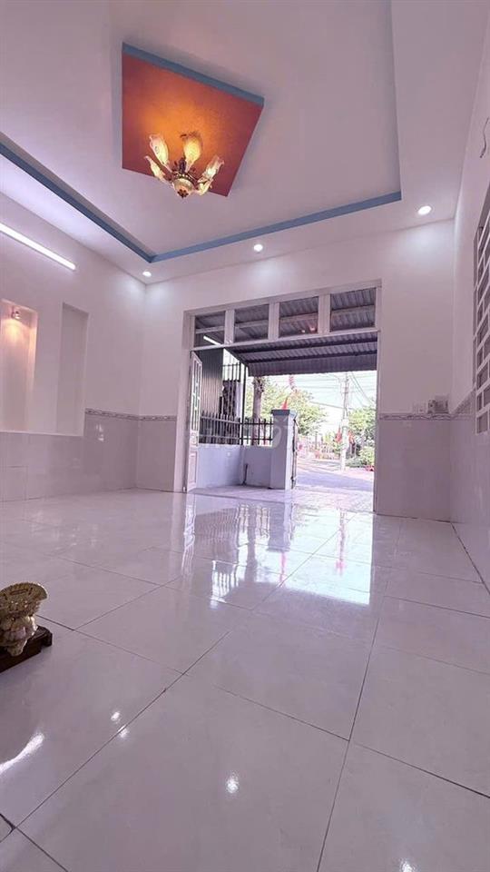 Bán nhà MT đường Nội Bộ, 6 x 18m, T+1+ST