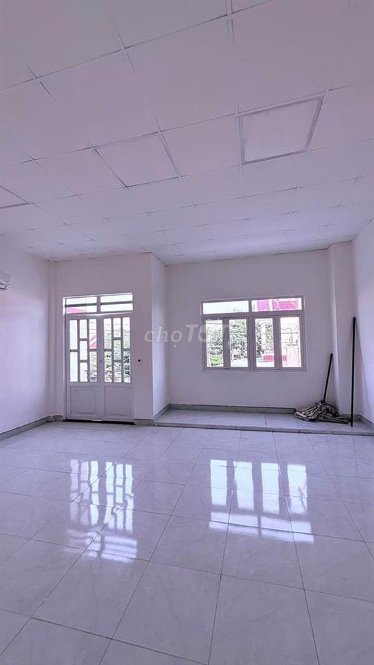 Bán nhà MT đường Nội Bộ, 6 x 18m, T+1+ST
