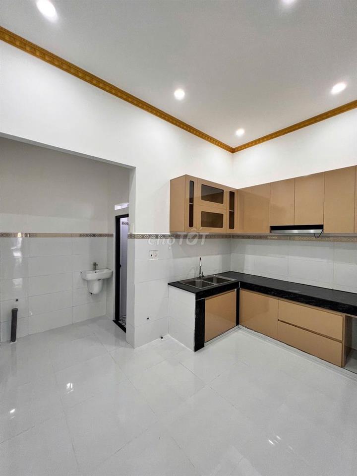 BÁN NHÀ DĨ AN 65,9M2 GẦN VINCOM DĨ AN,đang cho thuê 7 triệu/tháng