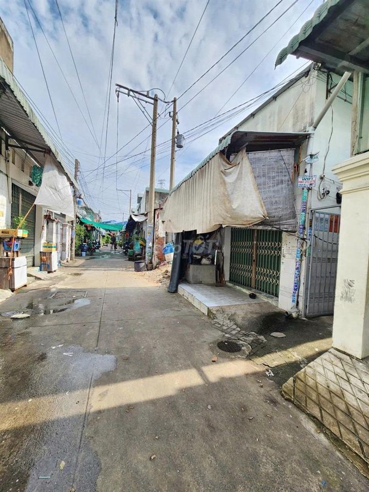 Chú bảy cần bán trọ An Phú 1 kiot+4 phòng,đang cho thuê 10tr/ tháng