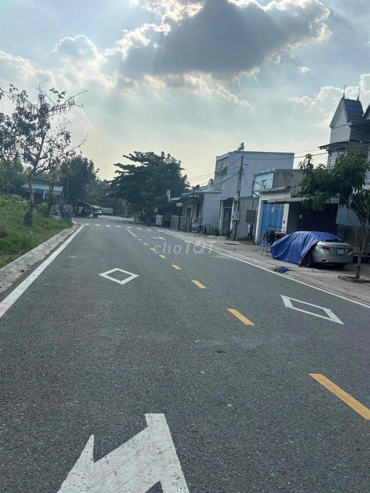 cần bán Nhà cấp 4 gác lửng 3 phòng ngủ đường 06 tái đinh cư phú Chánh