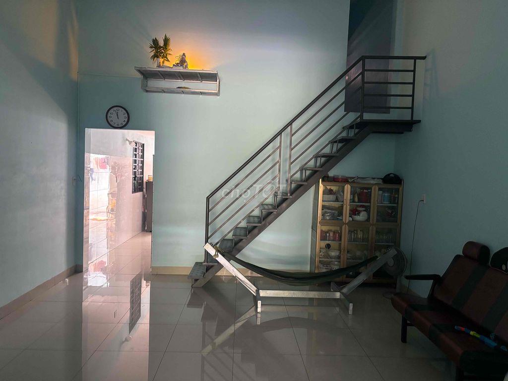 cần bán Nhà cấp 4 gác lửng 3 phòng ngủ đường 06 tái đinh cư phú Chánh