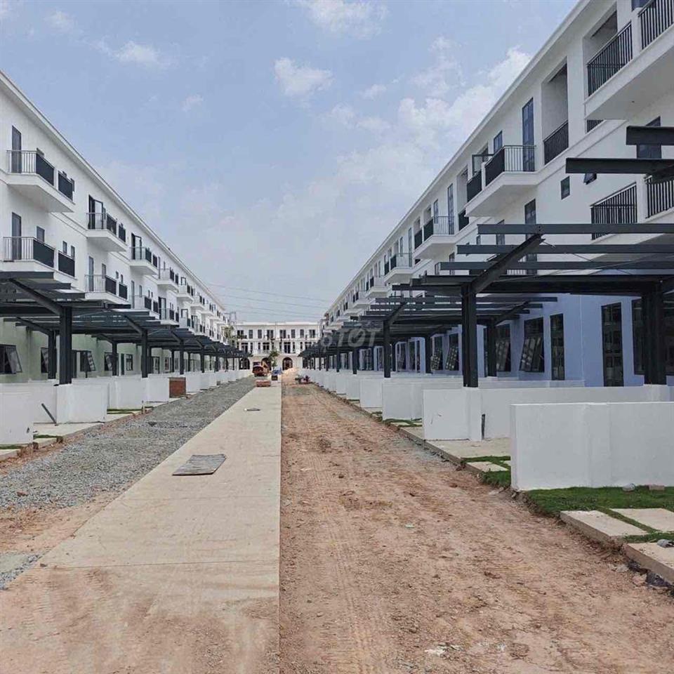 Nhà Phố Thương Mại Kinh Doanh Lõi Trung Tâm Bình Dương