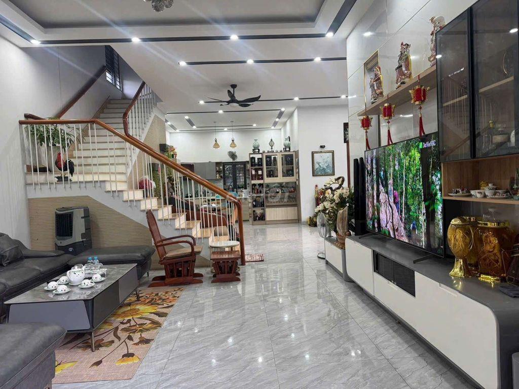 BIỆT THỰ NHÀ VƯỜN TRUNG TÂM THỦ DẦU MỘT, TP.HCM)