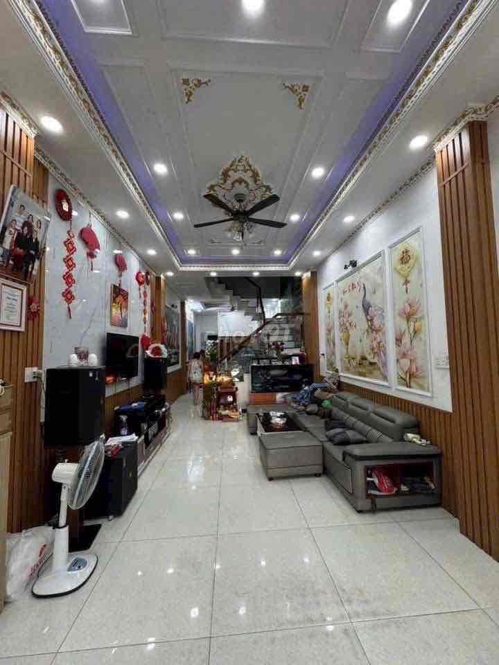 nhà phố đường lớn,  thông, vỉa hè kinh doanh tốt