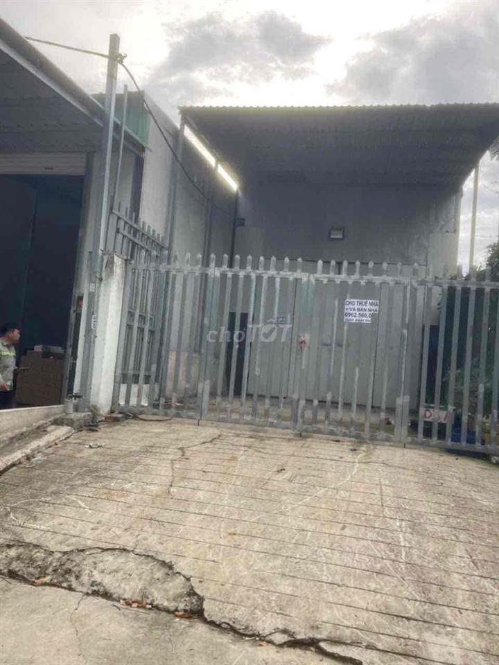 Bán hoặc cho thuê nhà ở Khu đô thị mới Phú Tân nay là P. Bình Dương