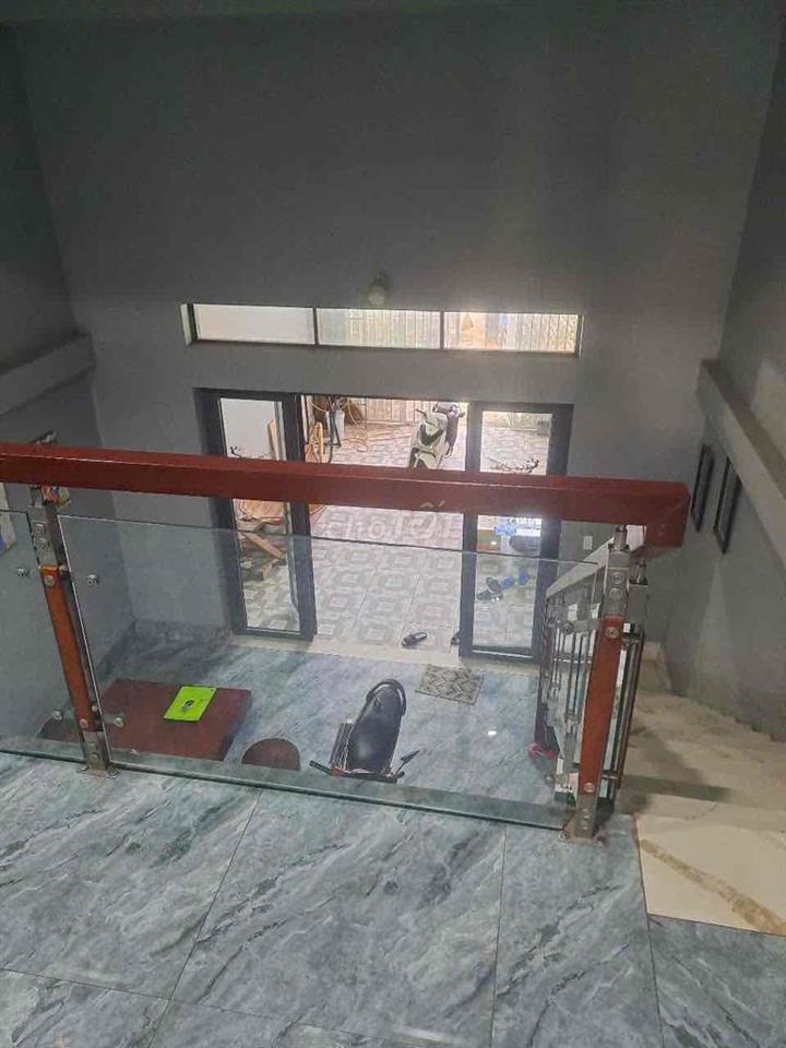 chính chủ cần bán *** tú chủ nhà