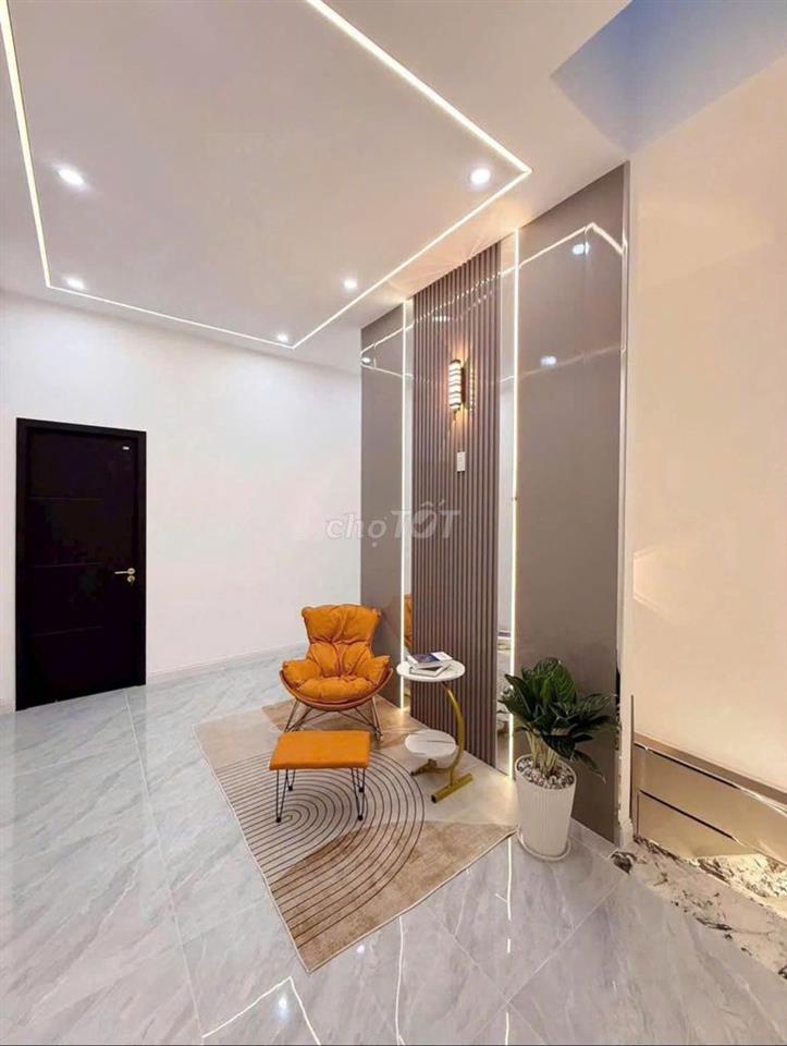 Cần bán gấp nhà mới xây 1 trệt + 1 lầu ở Thủ Dầu Một ngay BV Hoàn Mỹ