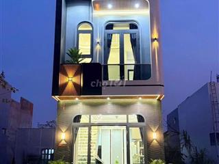 Cần bán gấp nhà mới xây 1 trệt + 1 lầu ở Thủ Dầu Một ngay BV Hoàn Mỹ
