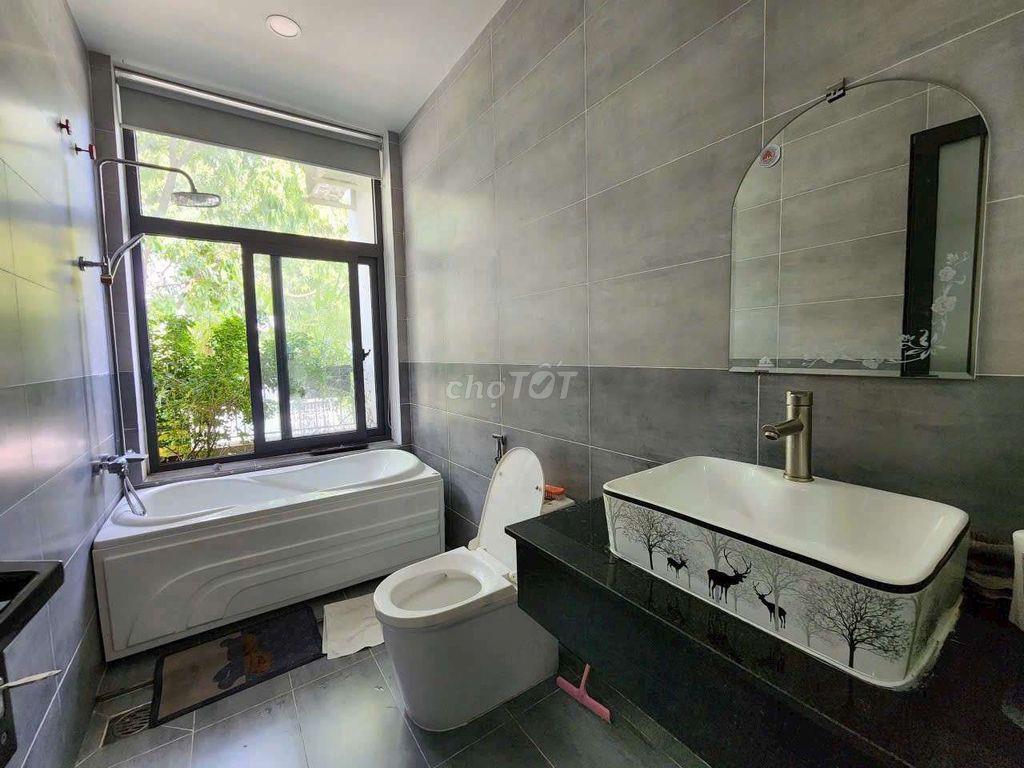 Cho thuê nhà khu công nghiệp đại đăng 3pn 4wc