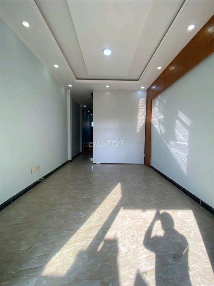 Cho thuê nhà 2 lầu 1 trệt 4pn 4wc khu đô thị phúc đạt Phú Lợi