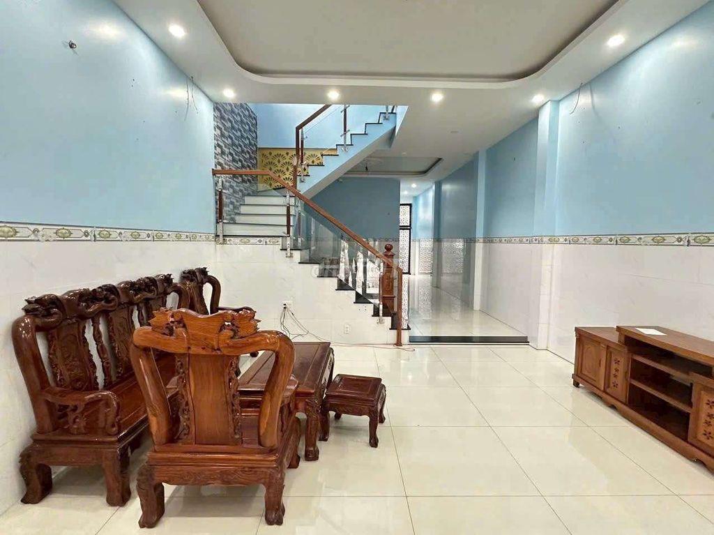 Cho thuê nhhà trệt lầu 4pn 3wc Phú Tân gần các kcn sóng thần đại đăng