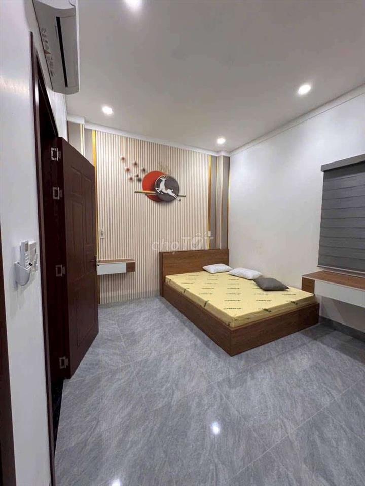 Cho thuê nhà gần ngã tư siza Phú Lợi 4pn 4wc full nội thất
