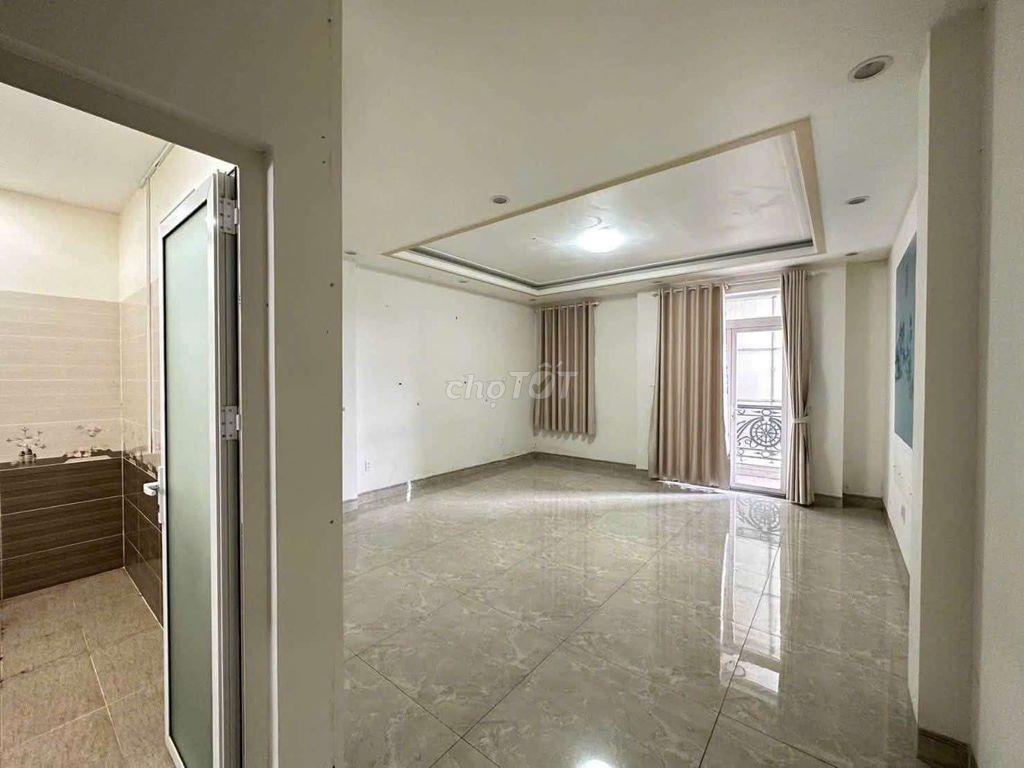 Cho thuê nhà 6pn 5wc mặ tiền hoàng hoa thám Phud Lợi