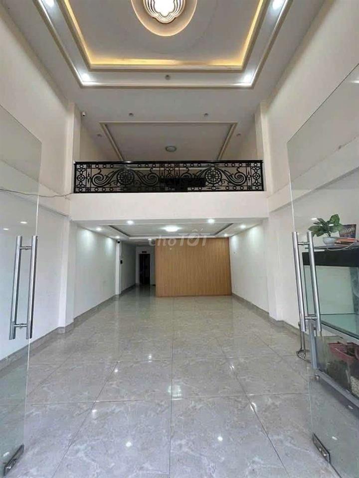 Cho thuê nhà 6pn 5wc mặ tiền hoàng hoa thám Phud Lợi