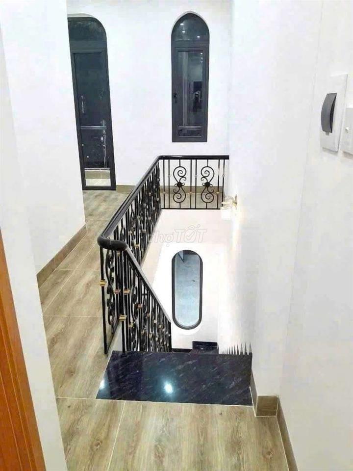 Cho thuê nhà trệt lầu hẻm Lê Hồng Phong Phú Lợi