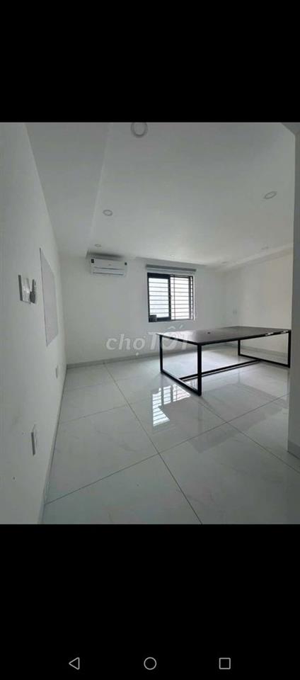 Nhà cho thuê 7pn sẵn máy lạnh mặt tiền Hoàng Hoa Thám Phú Lợi