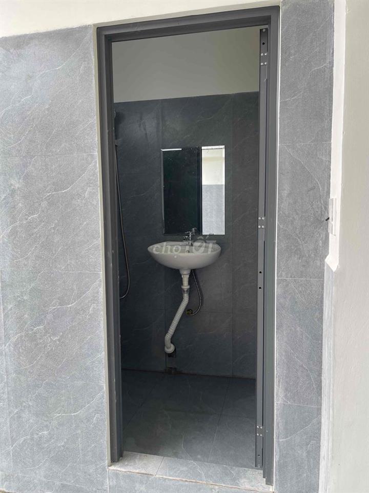 chính chủ cho thuê nhà diện tích khủng 10 x 60 phợp nhiều ngành nghề !