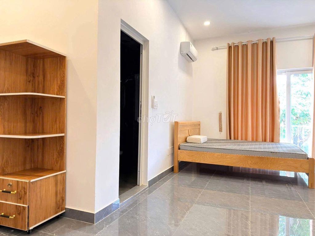 Cho thuê nhà 4PN Full nội thất Ecolakes Bến Cát, BD