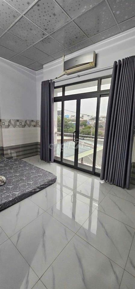 Cho thuê nhà Trệt Lửng gần siêu thị Go phường Đông hoà Dĩ An