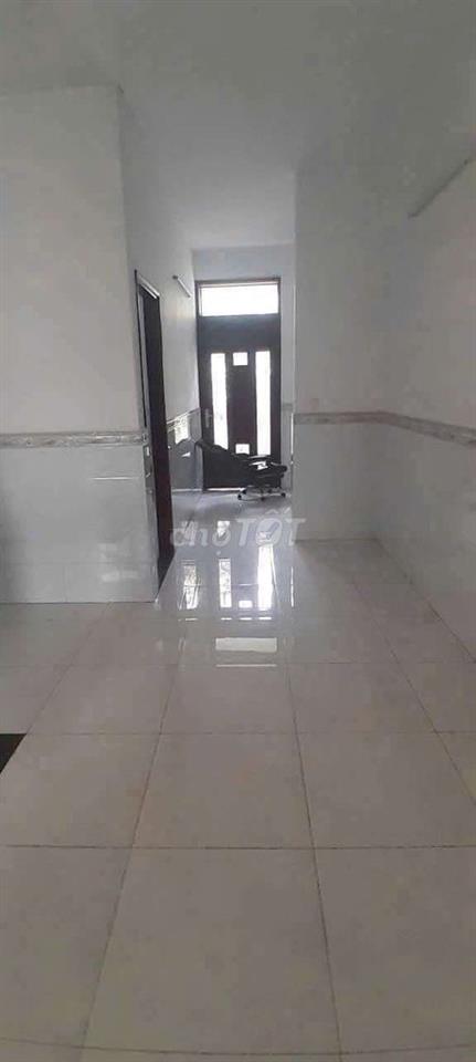 Cho thuê nhà Lầu Trệt gần Làng Đại học Dĩ An