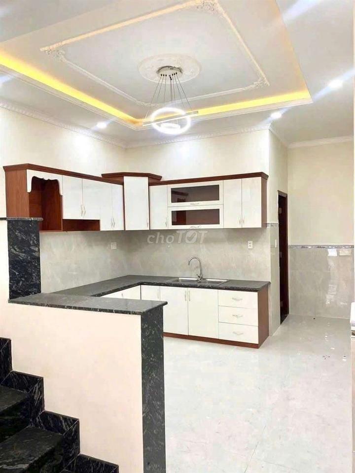 Cho thuê nhà Mặt Tiền KD gần ngã ba Chiêu liêu Dĩ An