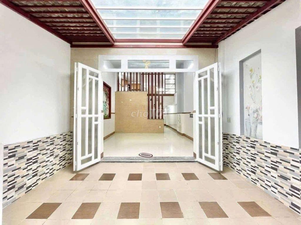Cho thuê nhà Lầu Trệt 80M gần Sân vận động Đông Hoà