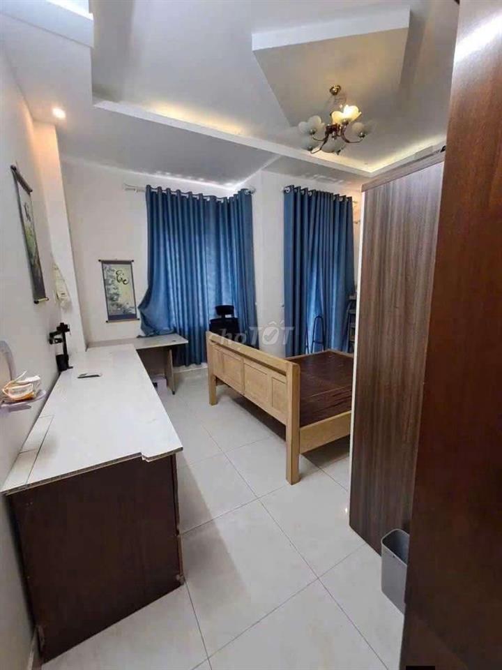 Cho thuê nhà 1 Trệt 2 Lầu gần Làng Đại học và chợ Đông Hoà