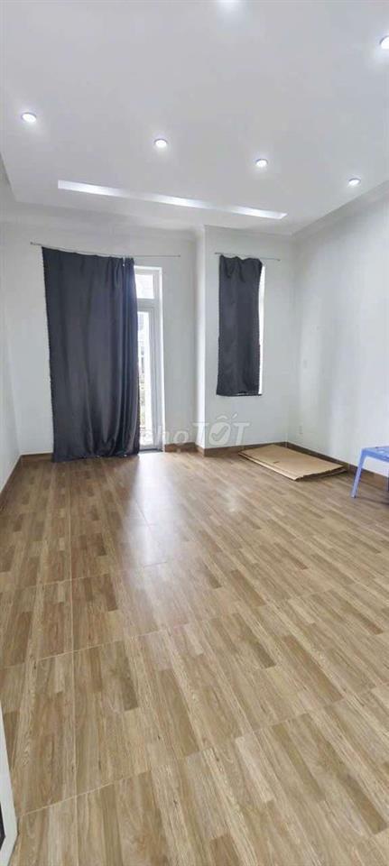 Nhà cho thuê gần Vincom 550 Dĩ An