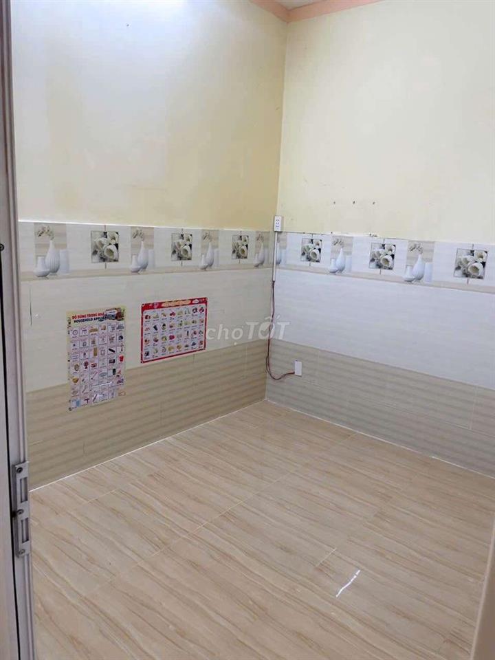 Cho thuê nhà Lầu Trệt gần Ký túc xá khu b và siêu thị Go Dĩ An