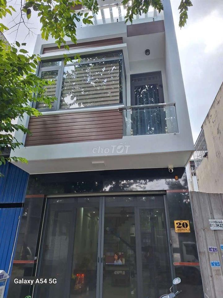 Nhà cho thuê 1 Trệt 2 Lầu gần Vincom 550 Dĩ An