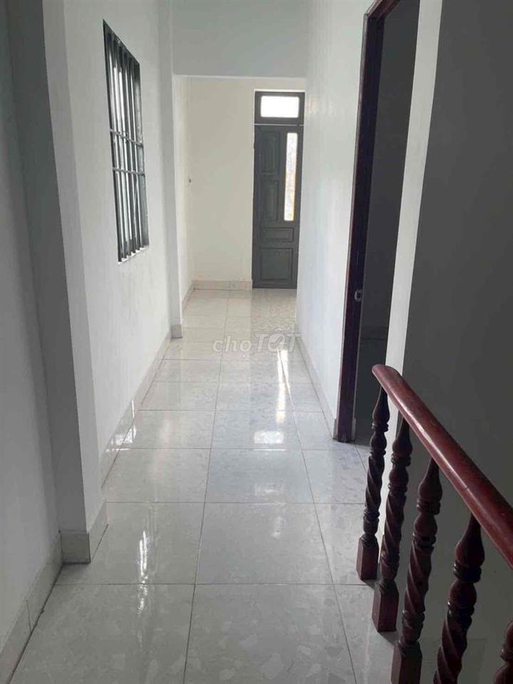 cho thuê nhà đẹp lầu trệt