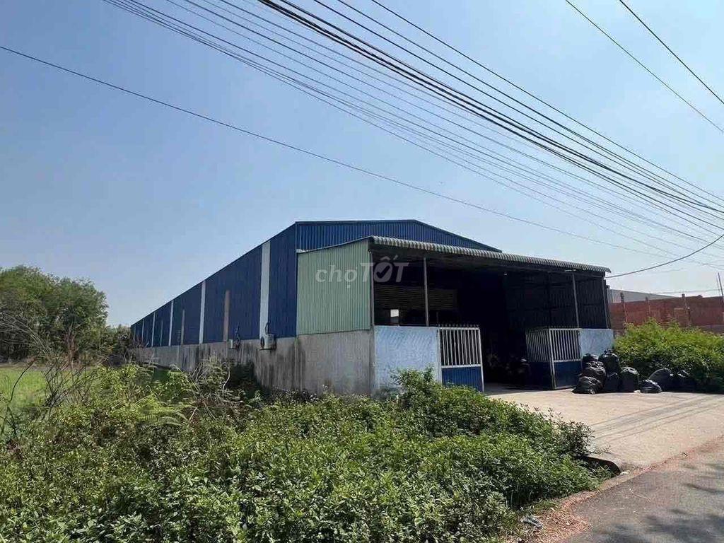 nhà xưởng giá quá hạt dẻ