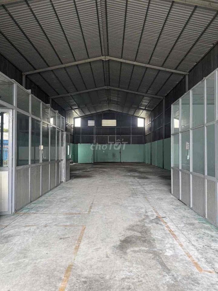 cho thuê xưởng 350 đầy đủ pccc