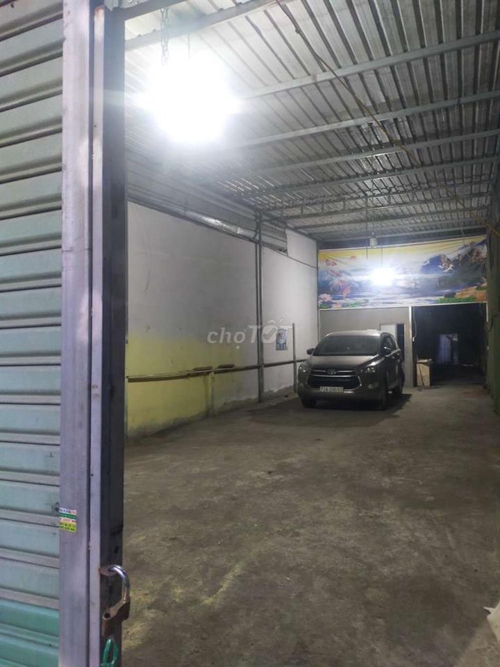 cho thuê kho có phòng 2 phòng ngủ.