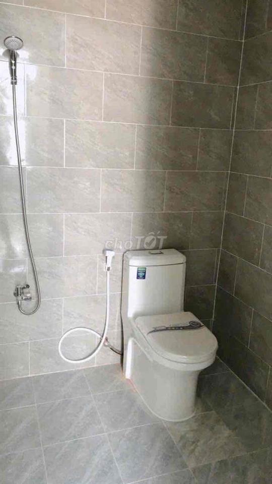CHO THUÊ NHÀ 2PN ĐỐI DIỆN ĐẠI NAM.