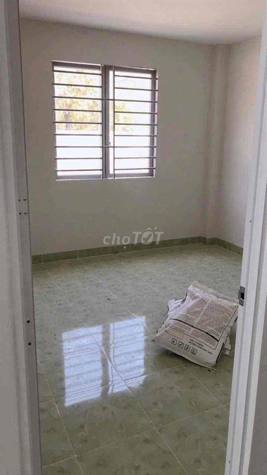 CHO THUÊ NHÀ 2PN ĐỐI DIỆN ĐẠI NAM.