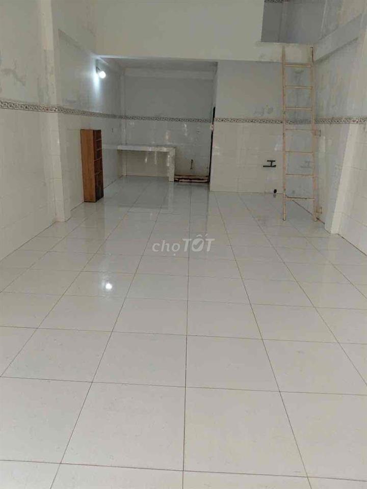 CHO THUÊ KIOT MẶT TIỀN ĐƯỜNG ĐX-085 ĐỐI DIỆN CỔNG SAU ĐẠI NAM.