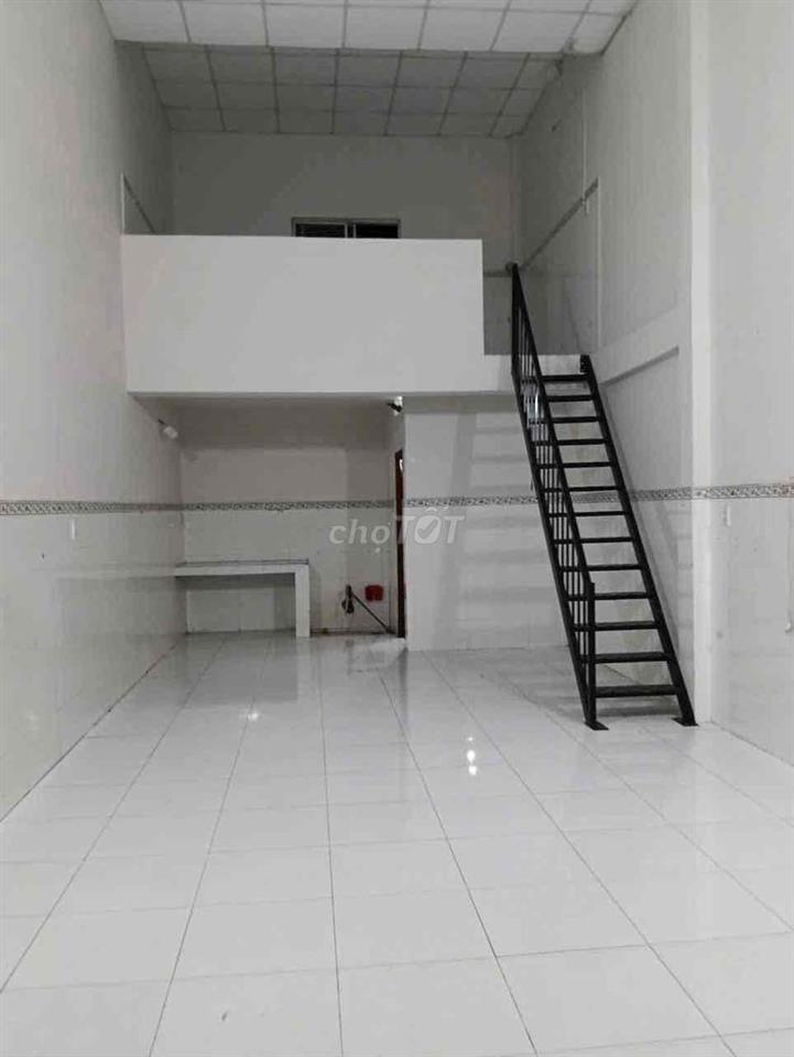 Cho Thuê Mặt Bằng để ở hoặc kinh doanh đối diện cổng sau Đại Nam.