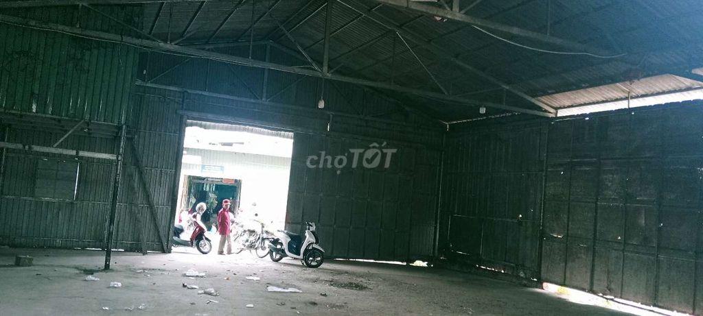 Cho thuê 400m2 Xưởng Khánh Bình có điện 3 pha giá chỉ 12 tr cọc 1 thág