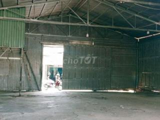 Cho thuê 400m2 xưởng Khánh Bình giá 12 tr/ tháng có điện 3 pha