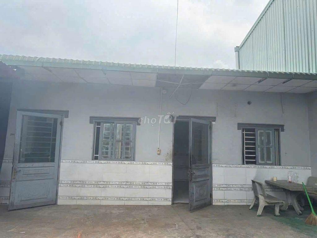 Cho thuê 800m2 / giá 35 tr có bình điện sx đa ngành nghề