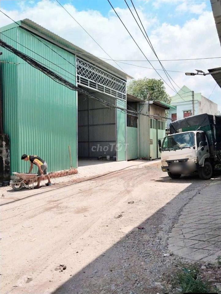 Cho thuê xưởng Thuận Giao _ Thuận An _ Bình Dương 300m2 mới xây có 3fa